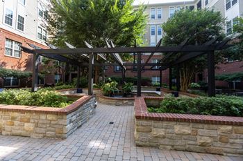 Beautifully landscaped courtyard ( click here for virtual tour)